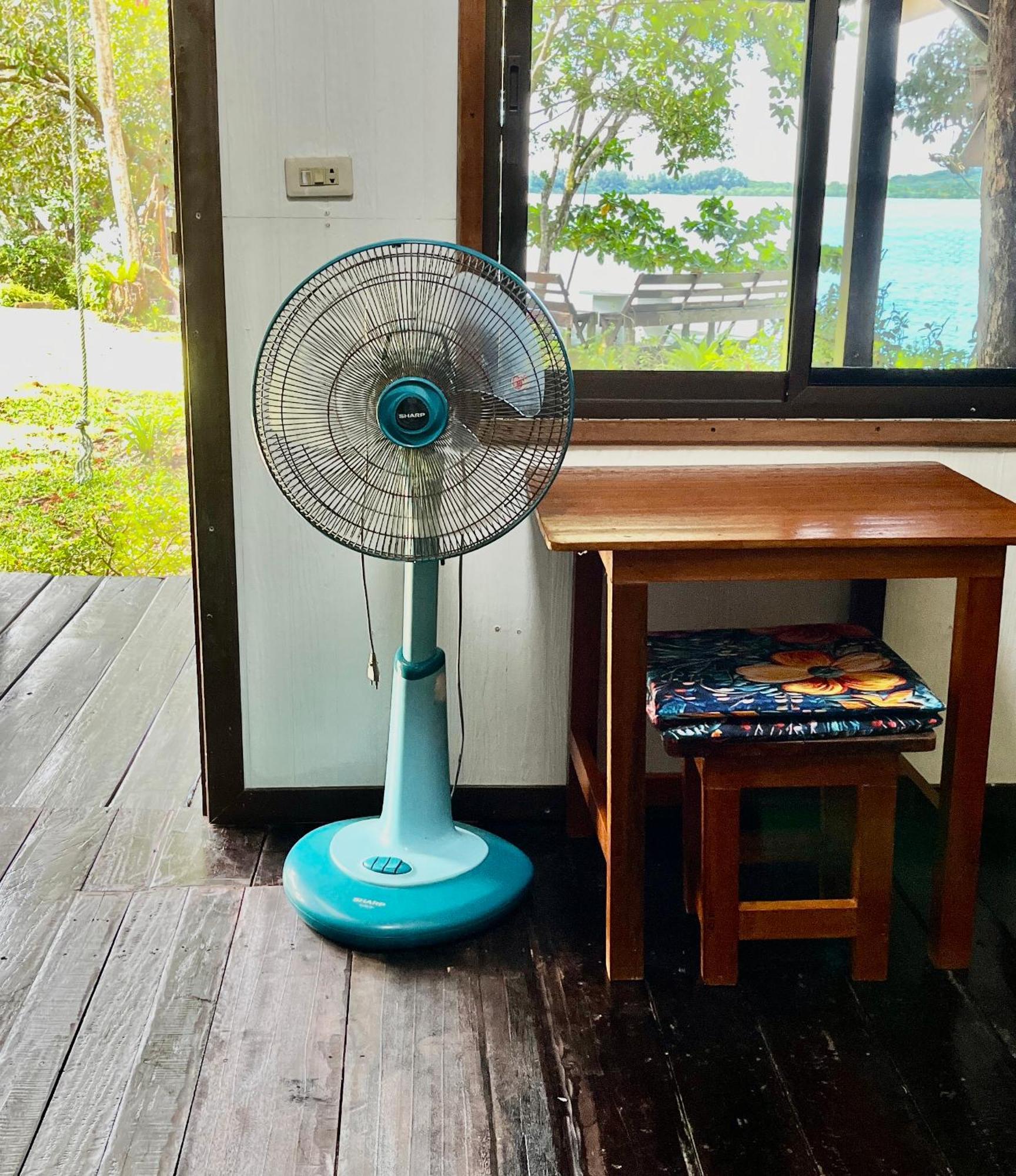 Starlight Beach Resort Koh Phayam Esterno foto