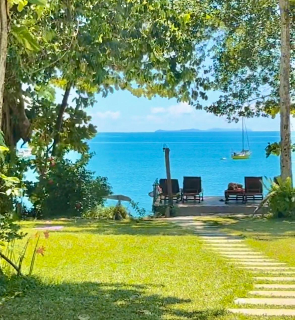 Starlight Beach Resort Koh Phayam Esterno foto